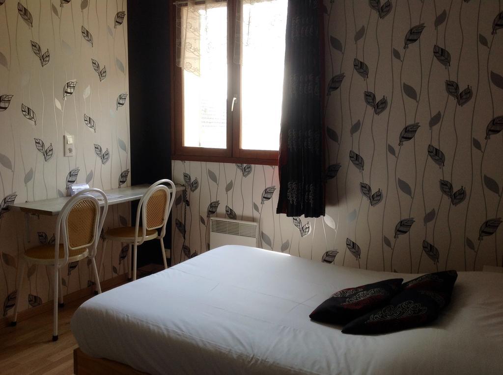 Logis Auberge De La Plaine La Rothiere Room photo